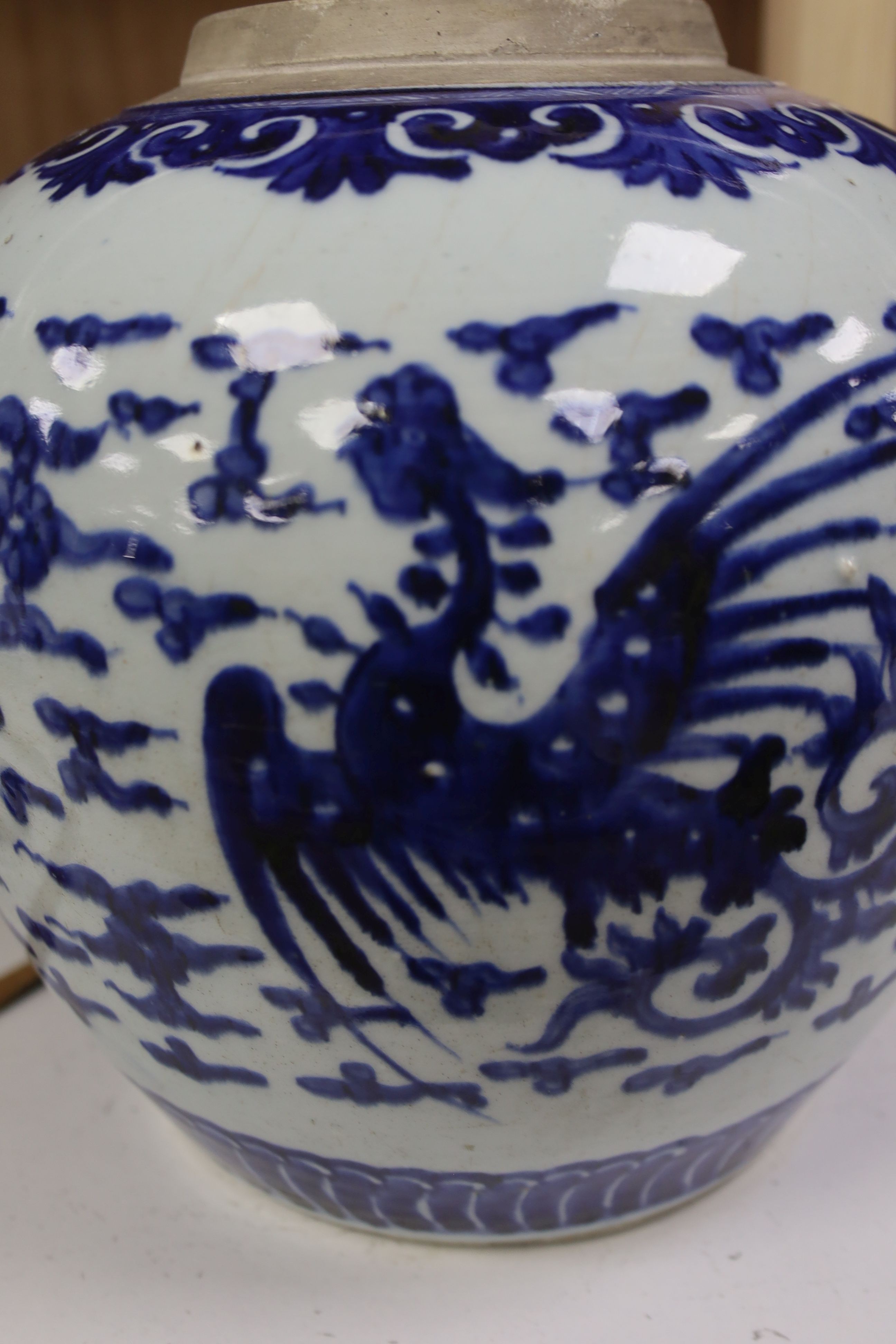 A Chinese blue and white ‘phoenix’ jar, 18th/19th century, 23 cm high